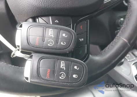 2019 Jeep Cherokee Altitude 4X4 из США, поврежденный, VIN 1C4PJMLX8KD283092